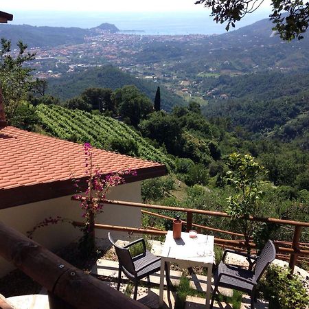 The House In The Green Affitta Camere Casarza Ligure Dış mekan fotoğraf