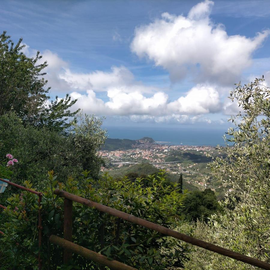 The House In The Green Affitta Camere Casarza Ligure Dış mekan fotoğraf